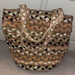 Woven jute tote bag